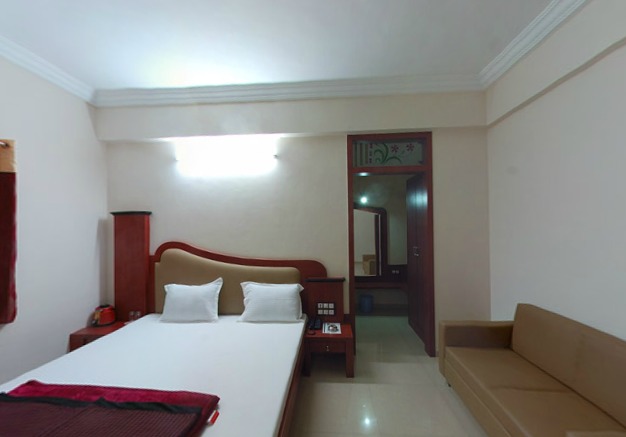 Hotel Damji